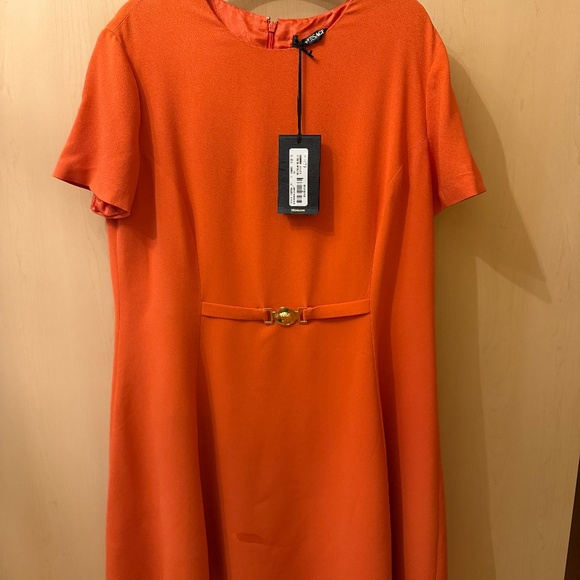 Versace dress - Picture 4 of 6